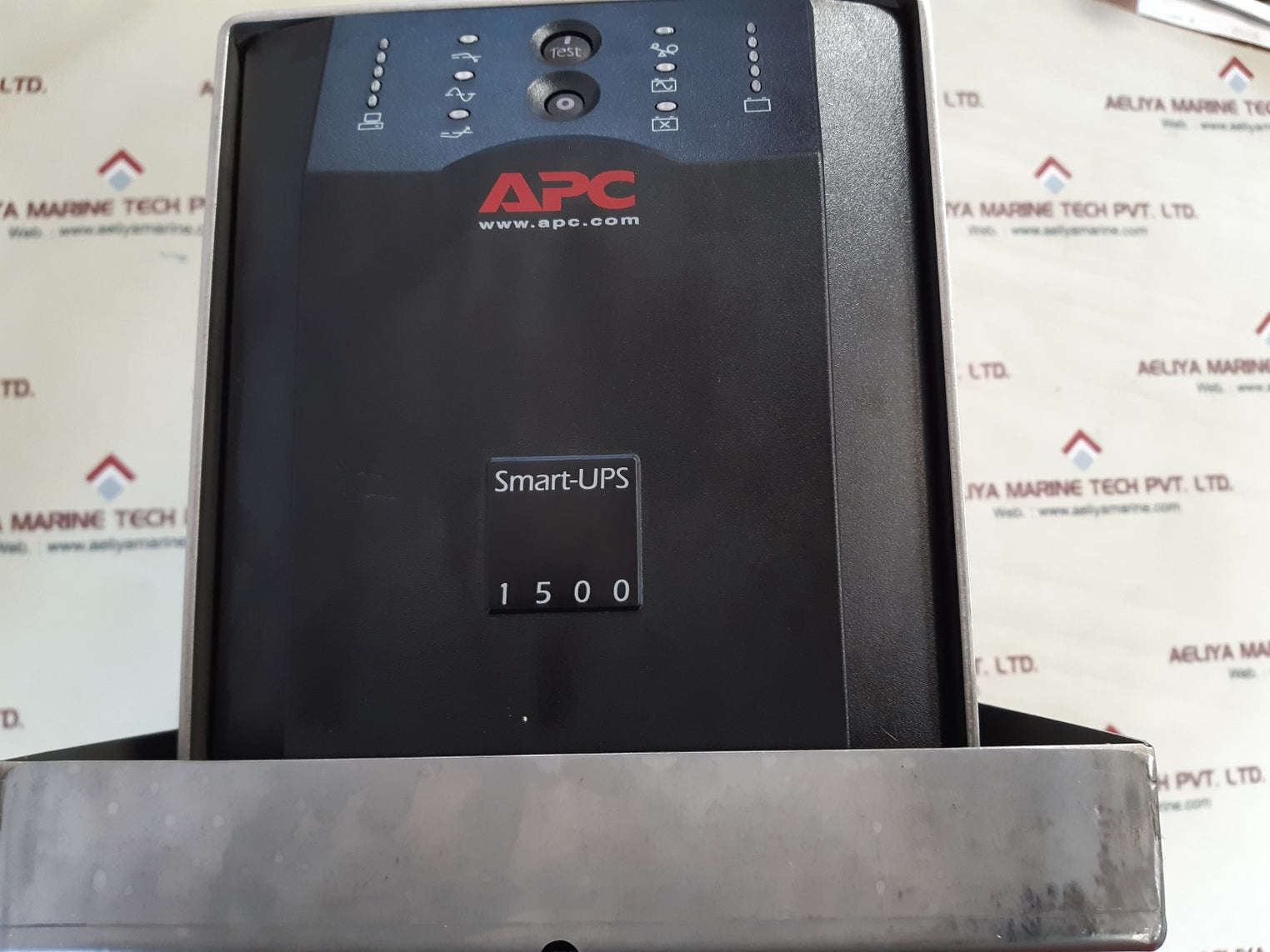 Apc smart-ups 1500 uninterruptible power supply (ups)