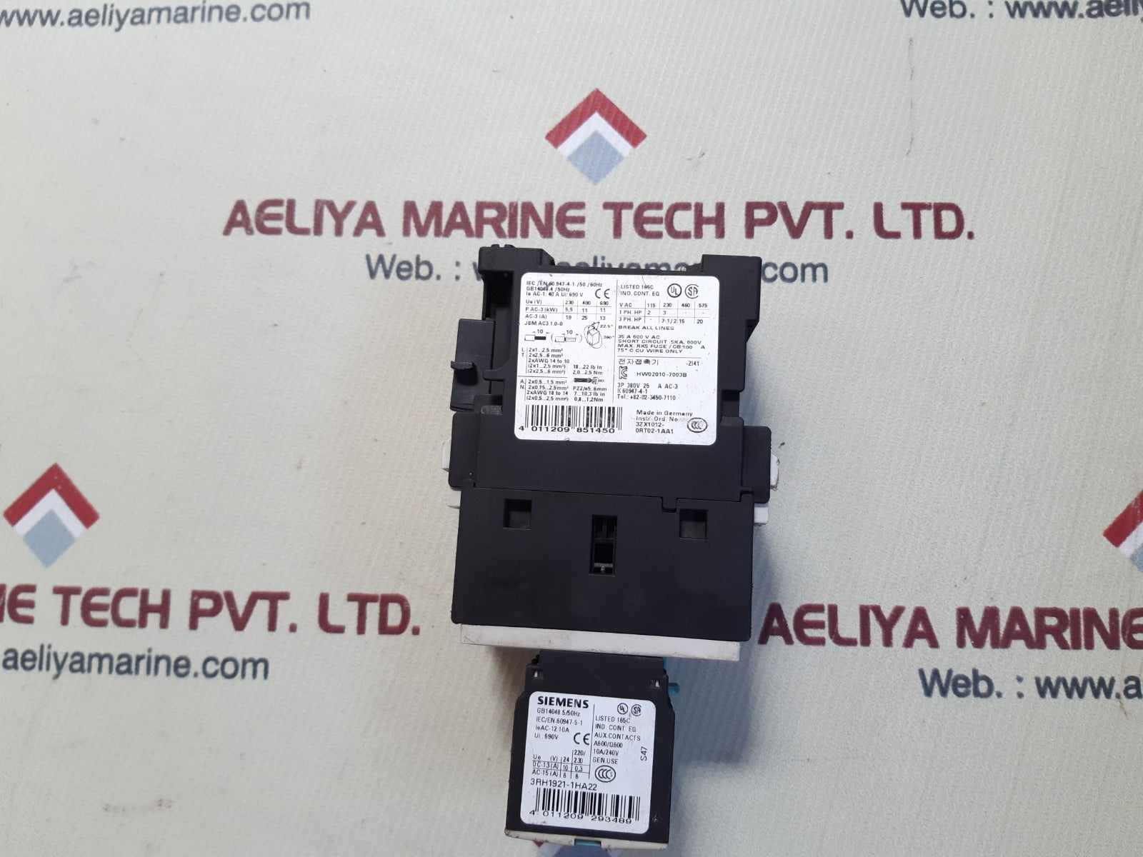 Siemens 3rt1026-1b contactor with auxiliary switch 3rh1921-1ha22