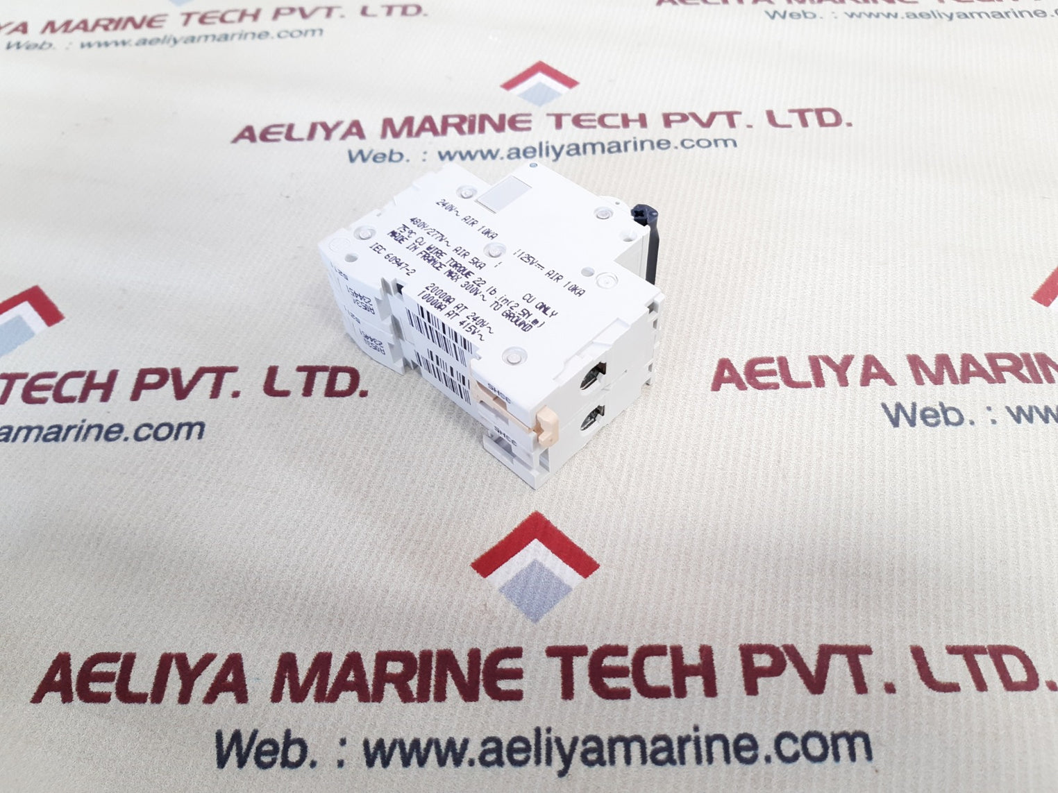 Merlin gerin multi9 c60 c16a 24451 2pole circuit breaker