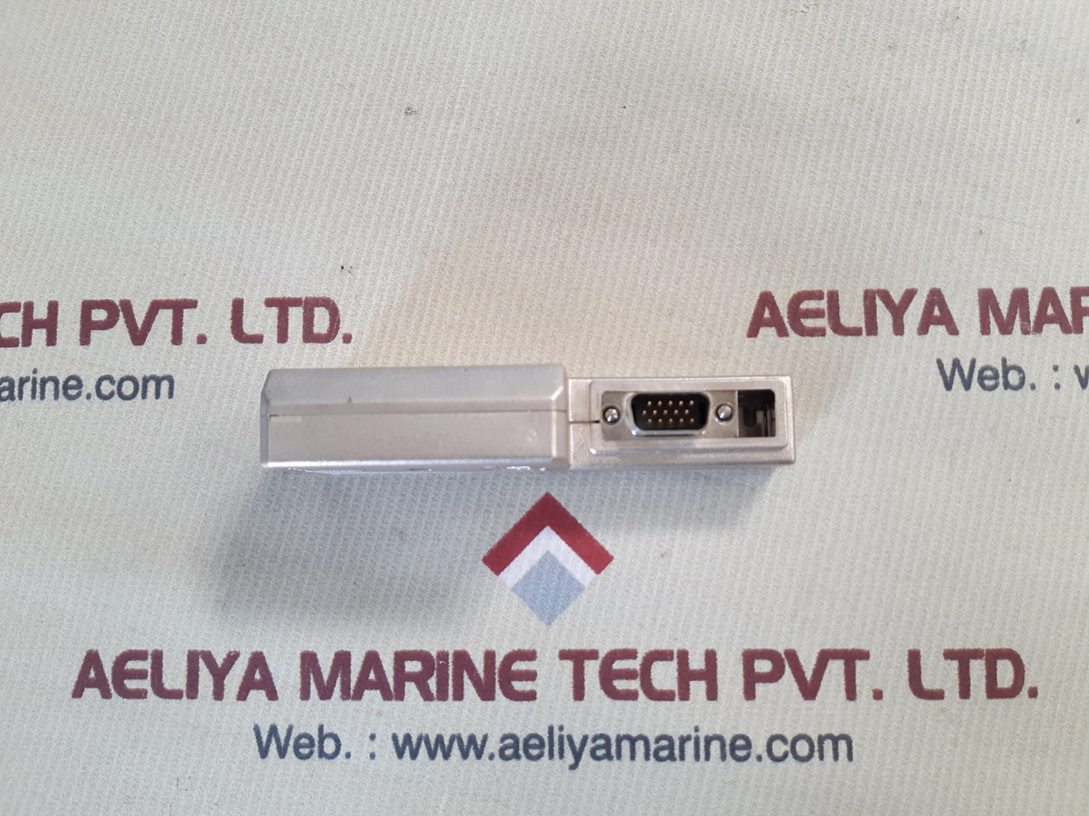 Allen bradley 2090-k6ck-d15m connector 