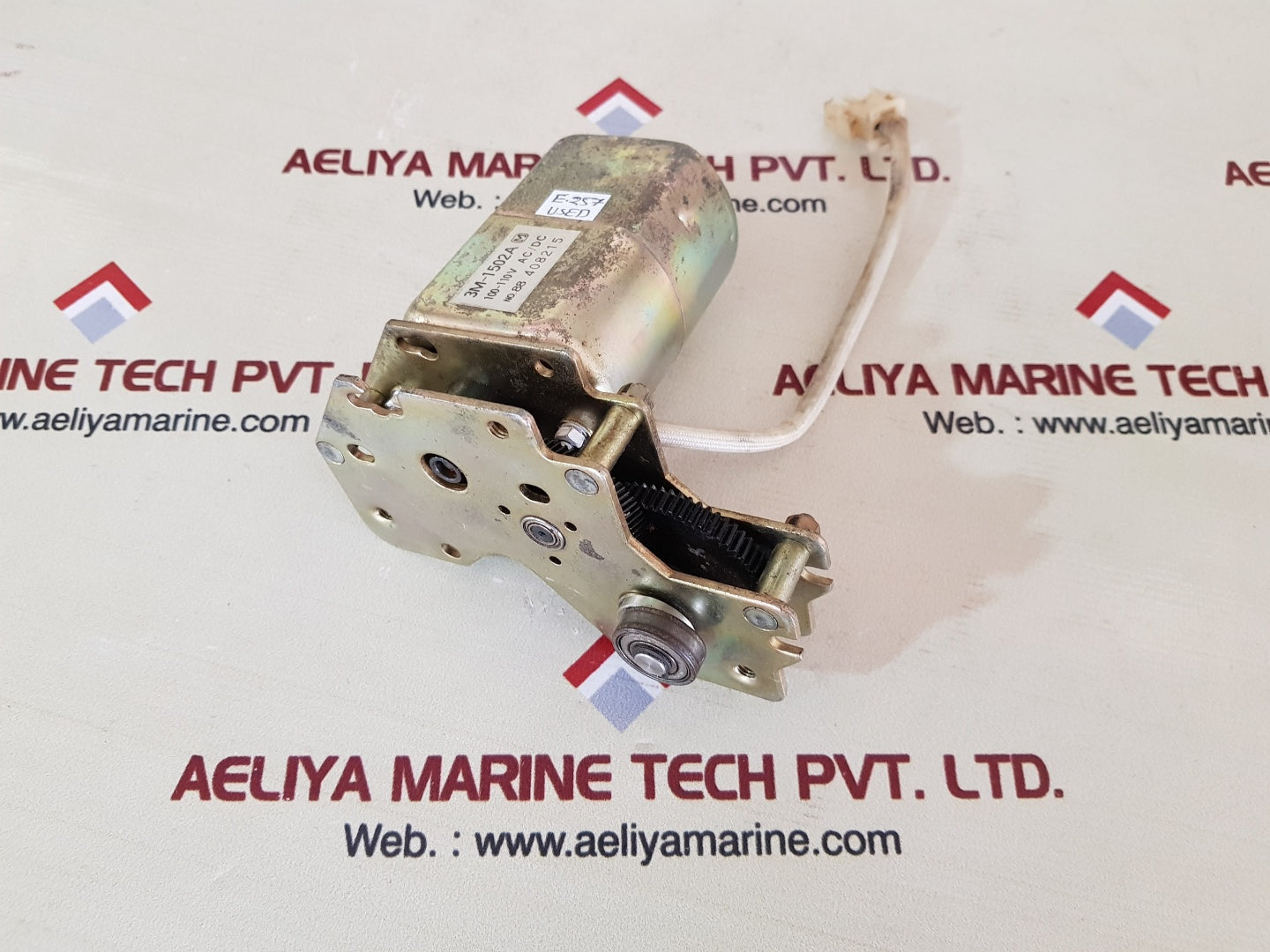  3M-1502a motor 100-110v ac/dc
