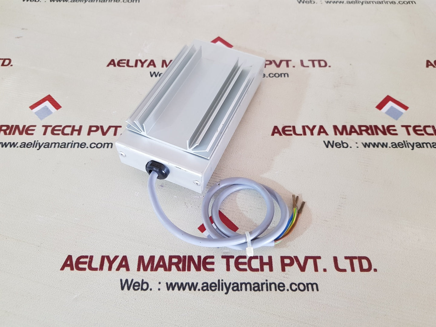 Lm-therm 23090al000050000 electric cabinet heater integrated