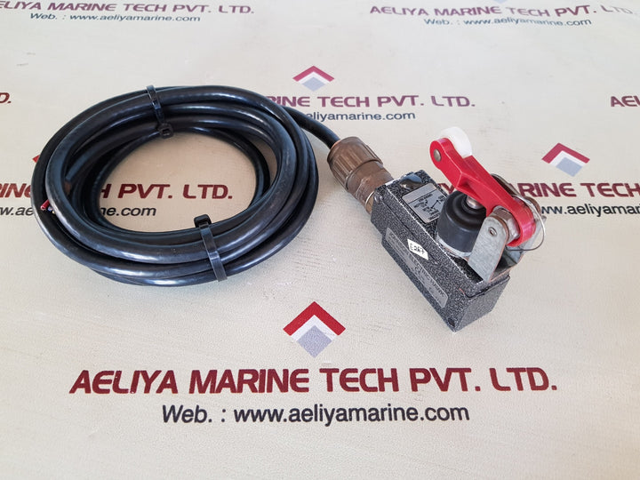 Johnson electric e19v3cqmsa lever micro switch