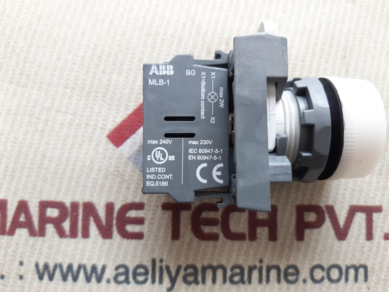 Abb mlb-1 white pilot light with contact block