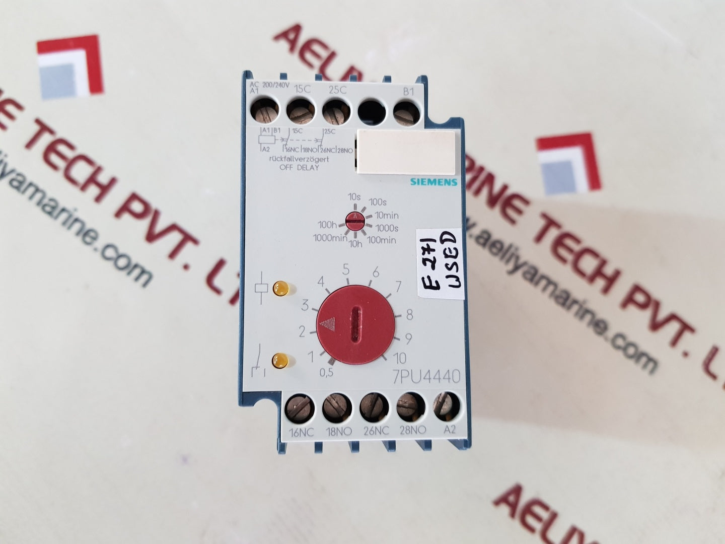 Siemens 7pu4440-2bn20 time delay relay 200/240v 50/60hz