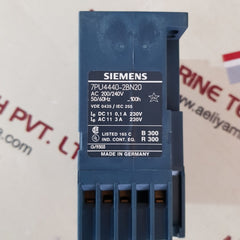Siemens 7pu4440-2bn20 time delay relay 200/240v 50/60hz