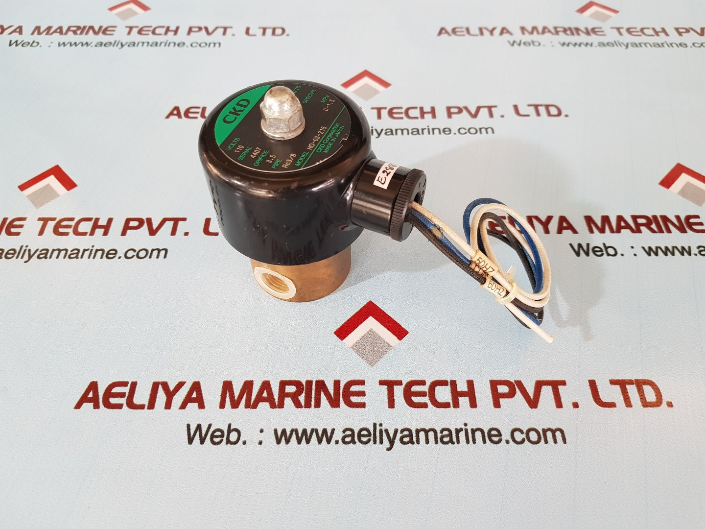 Ckd ho-03-215 2-way brass solenoid valve 110v 50/60hz