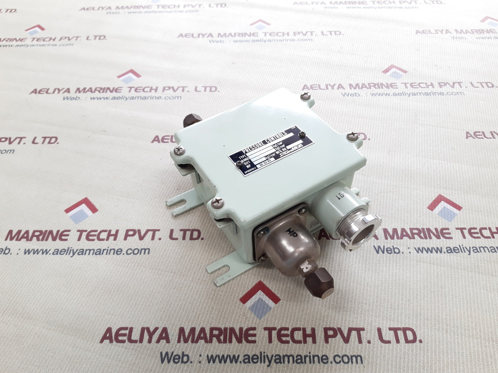 Saginomiya ypsc104wq001 differential pressure switch Aeliya Marine Tech®