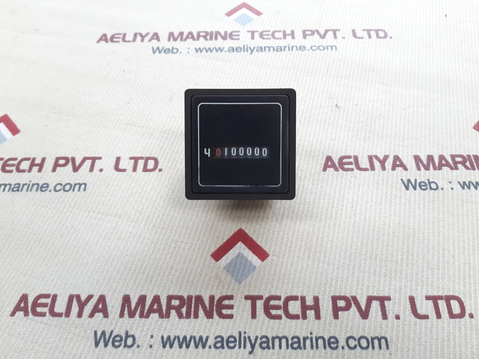 10-80v dc ip40 hour meter