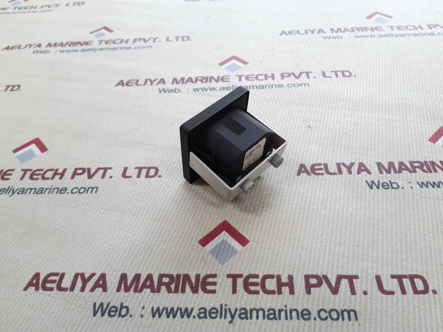 10-80v dc ip40 hour meter