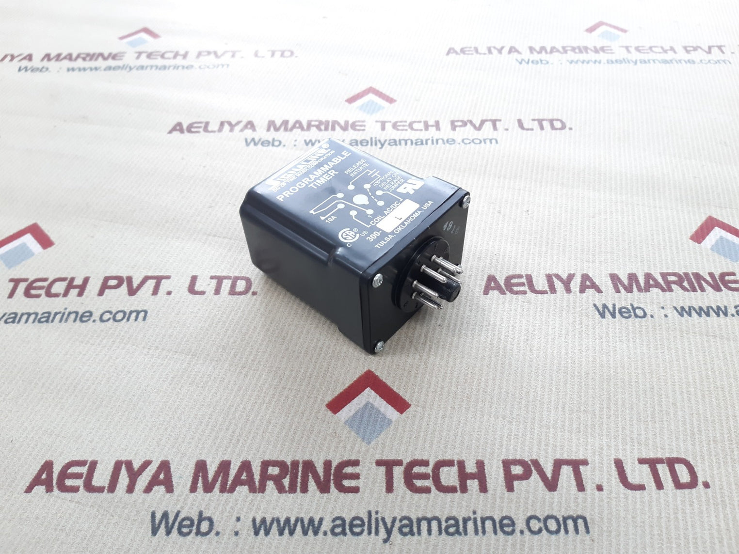 Signaline 300-l programmable timer