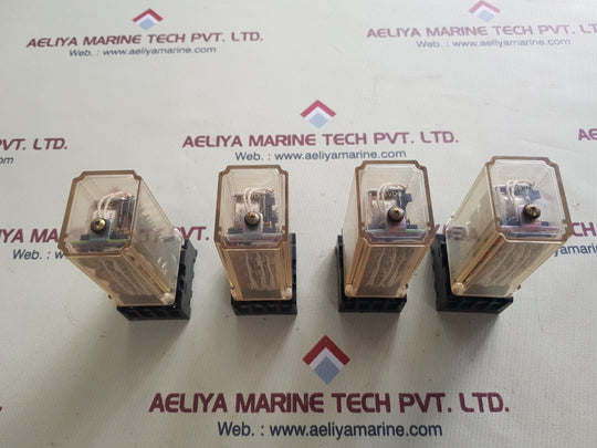 Set of 4x Omron mya-lbdc-d relay with socket base