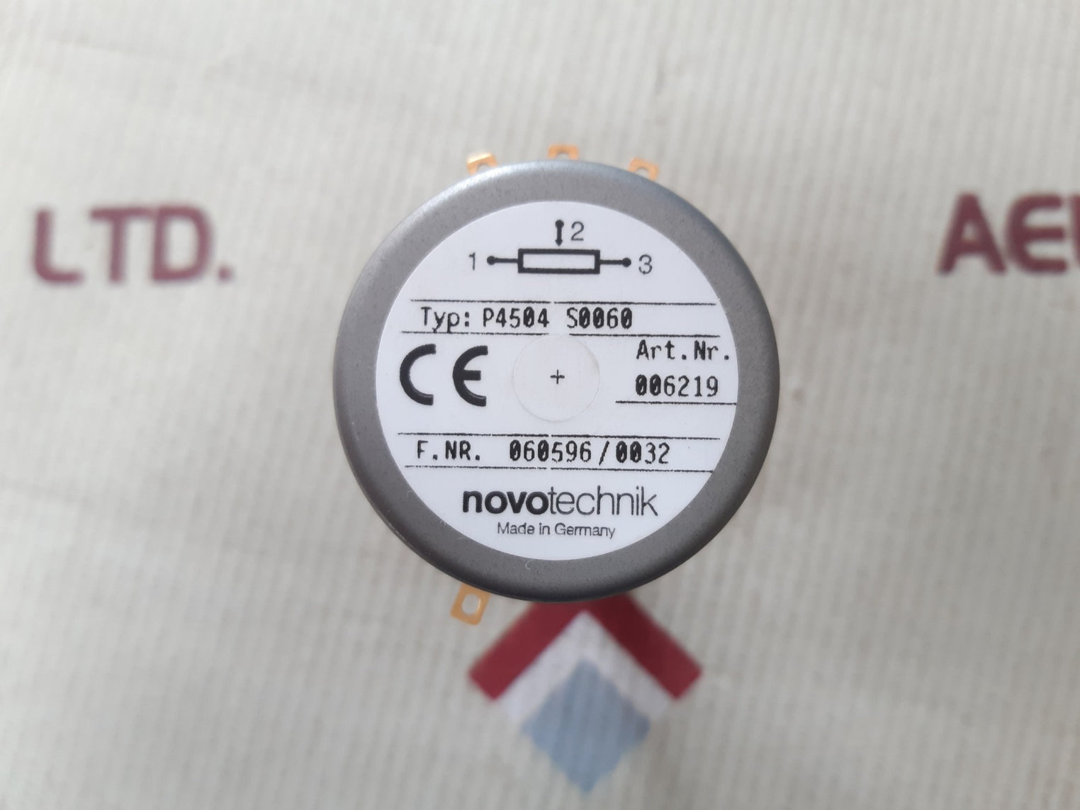 Novotechnik p4504 s0060 rotary sensor potentiometer