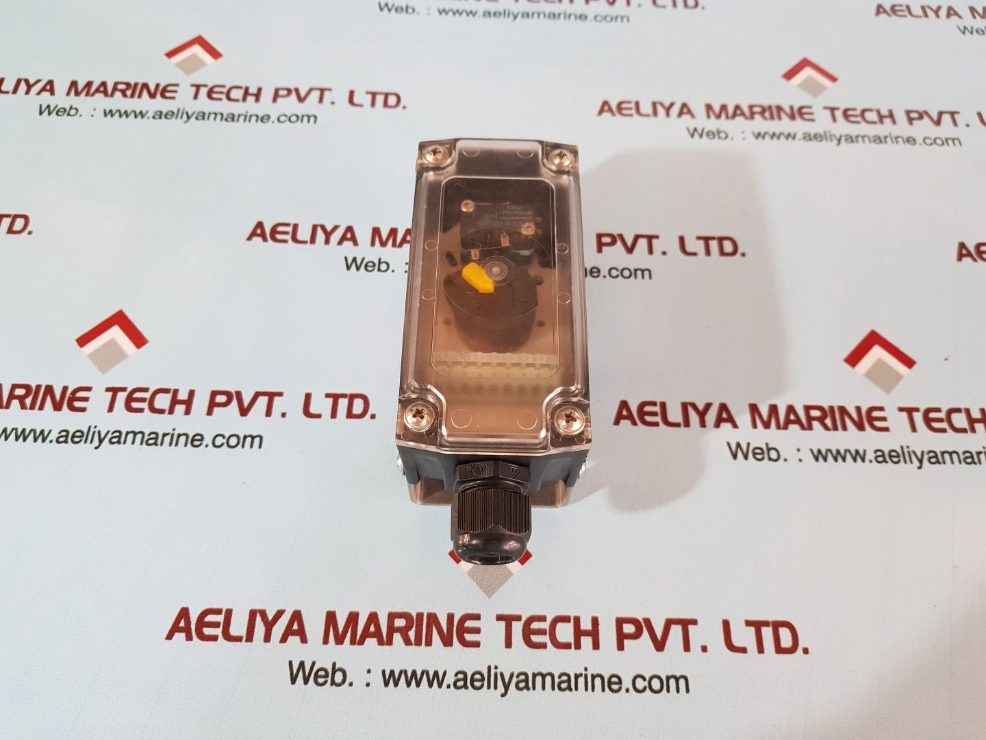 Besi 4050002167 polycarbonate switch