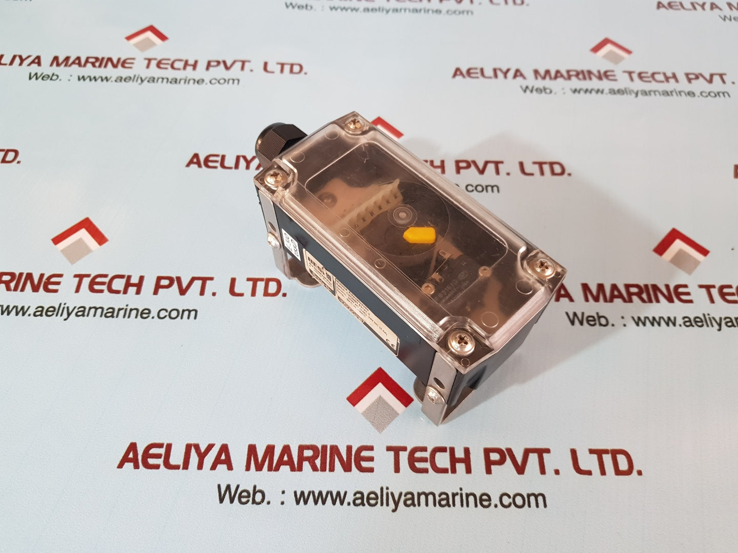 Besi 4050002167 polycarbonate switch