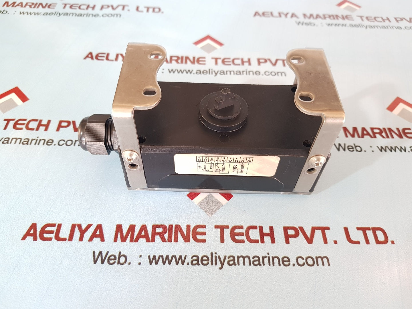 Besi eb2m803020-zfk polycarbonate switch