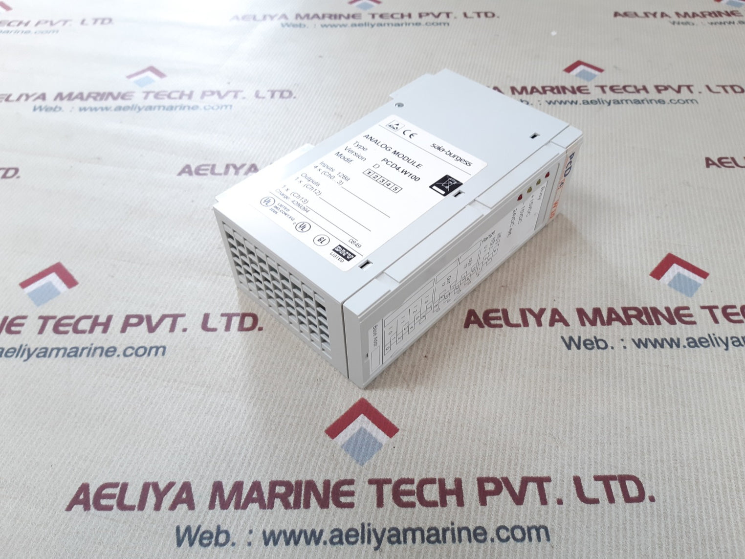 Saia-burgess pcd4.w100 analog module