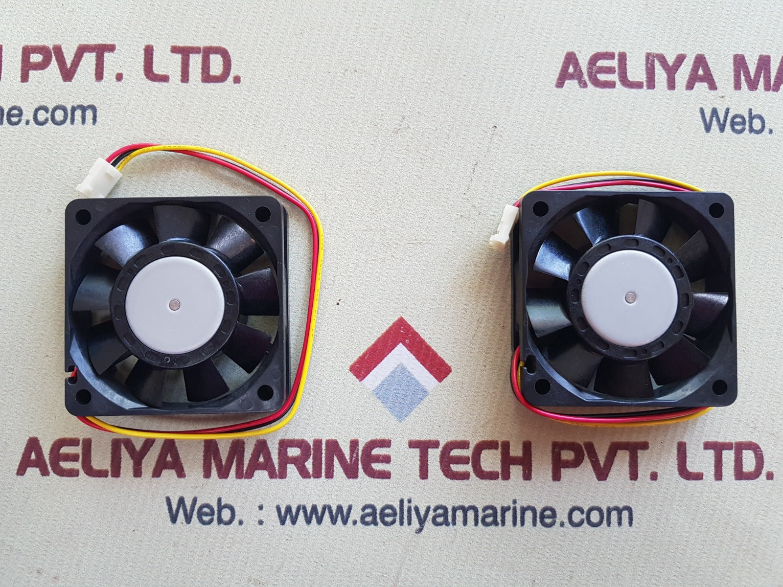 lot of 2x Sanyo denki san ace 60 109p0612s7d01 cooling fan dc 12v --- 0.15a
