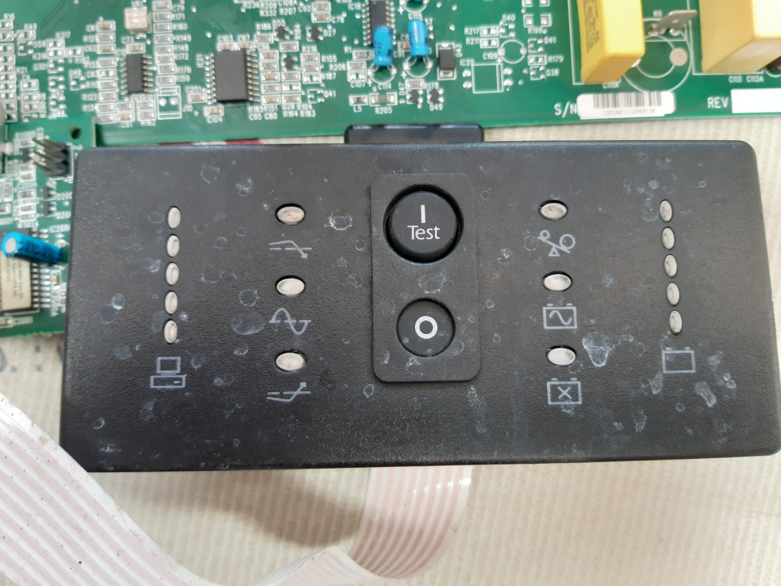 Apc 640-7734l rev11 main pcb 4g smart-ups