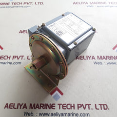 Square D 9012 gaw-1 ser.c pressure switch