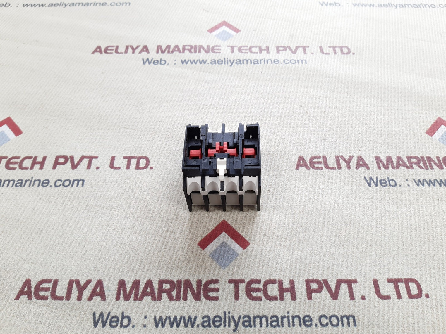 Telemecanique la1 dn22 019632 contact block