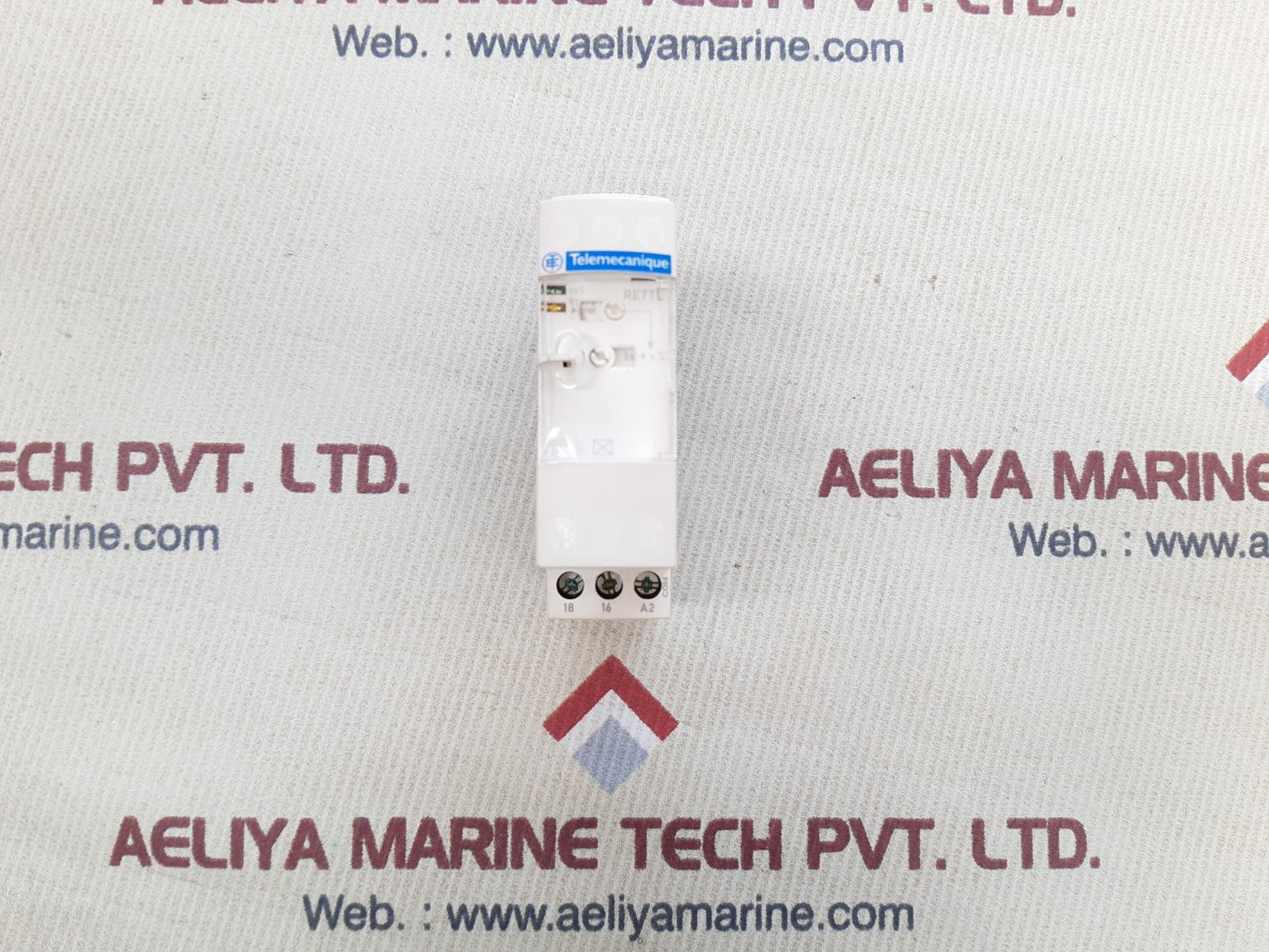 Telemecanique re7tl11bu timer 0.05s-300h