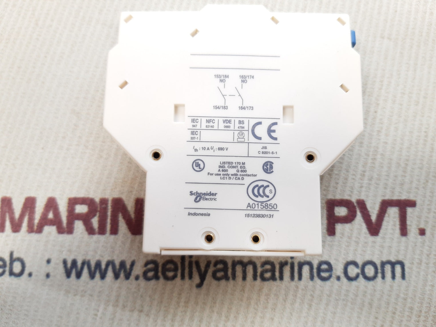 Telemecanique lad8n20 lateral contact block