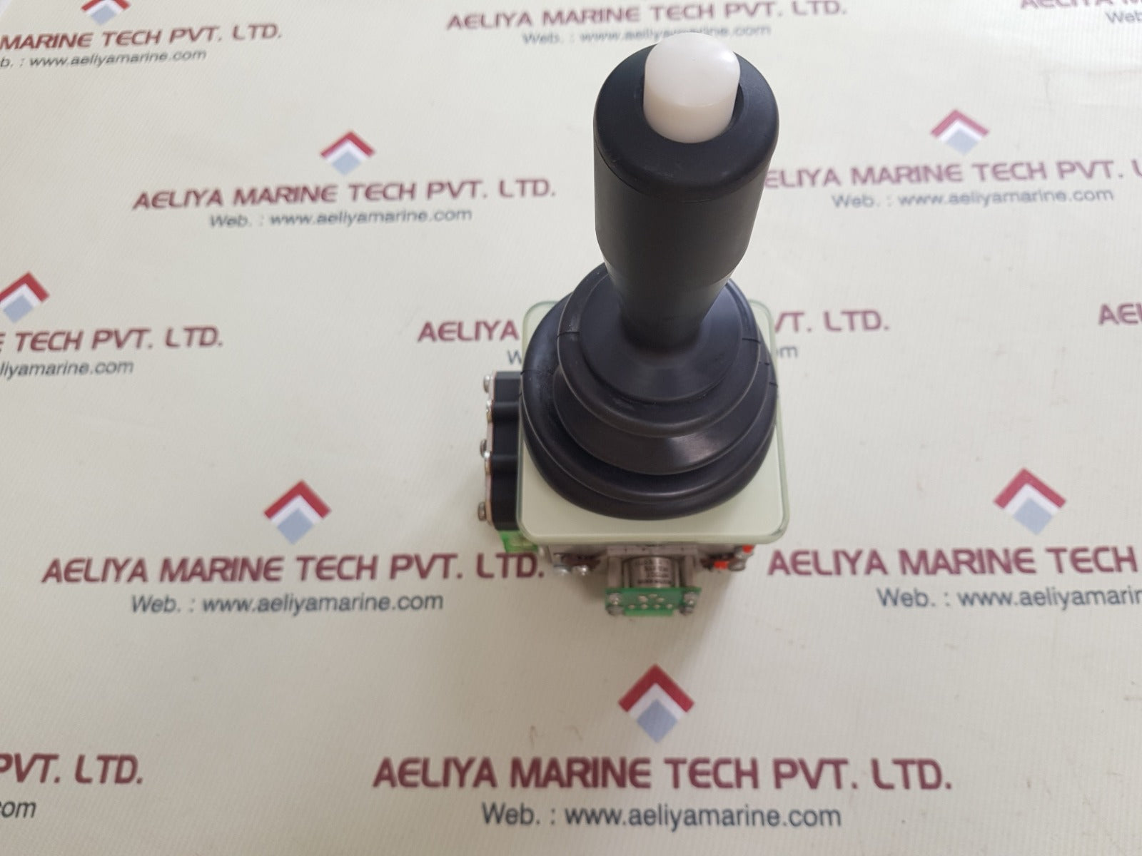 Macgregor 314 2005-802b joystick vn011f18vrh