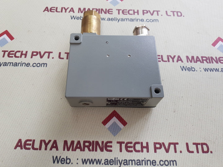 Trafag 900,2379,905 pressure switch