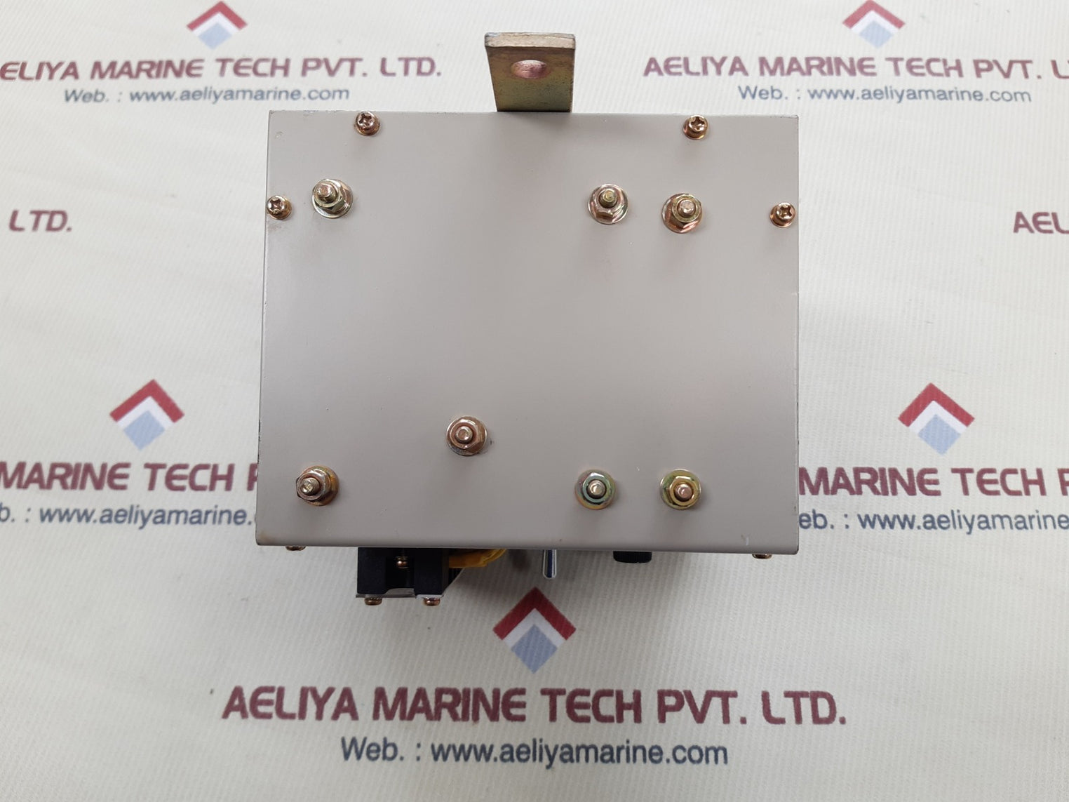 Terasaki 0qb-110 capacitor tripping device