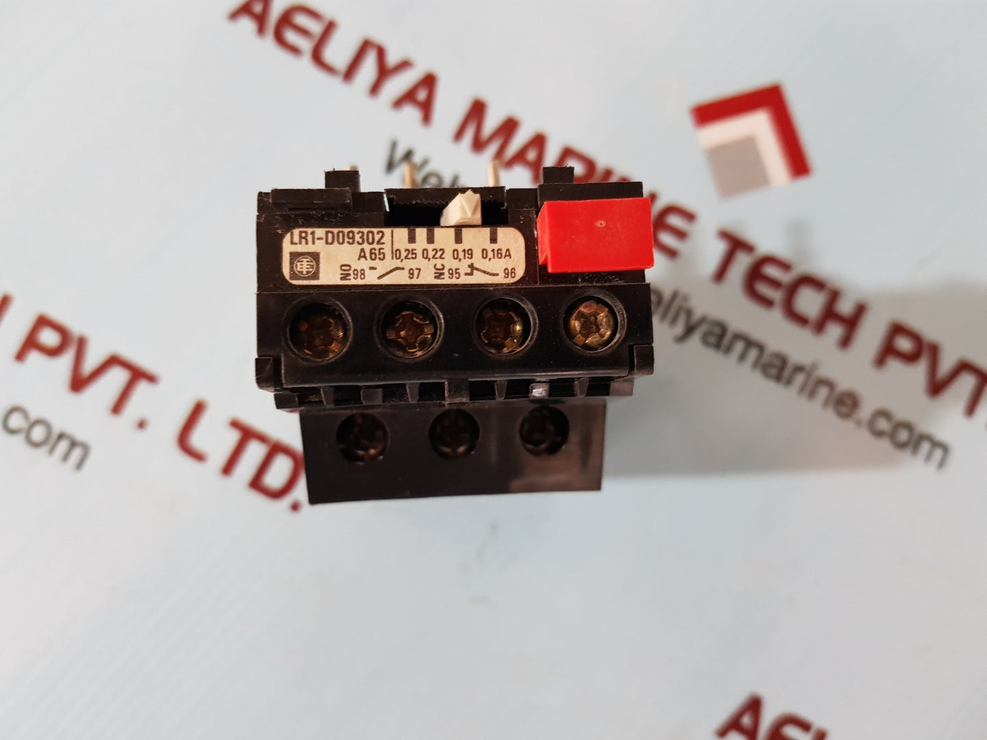 Telemecanique lr-d09 302 thermal overload relay