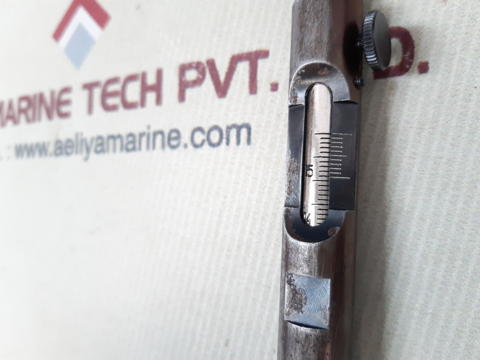 Blohm + voss simplex compact seal wear down gauge