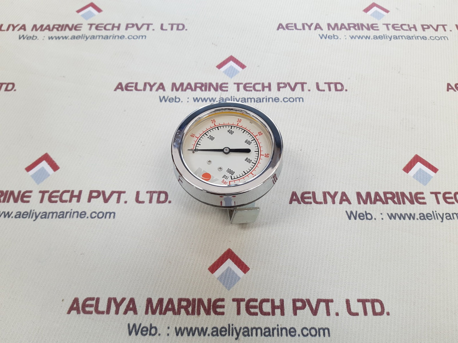 Nov p461000943-07 pressure gauge 0-1000 psi, 0-70bar