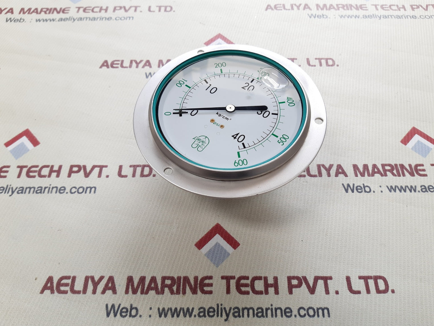 Birch 0-40 kg/cm2,0-600 psi coumpound gauge