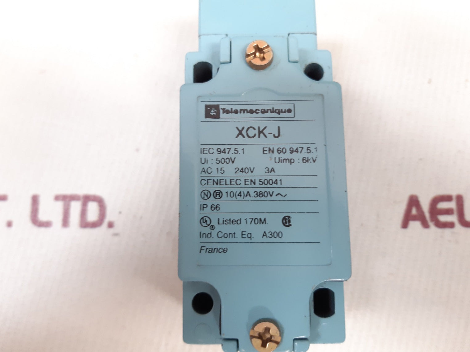 Telemecanique xck-j limit switch 240v 3a