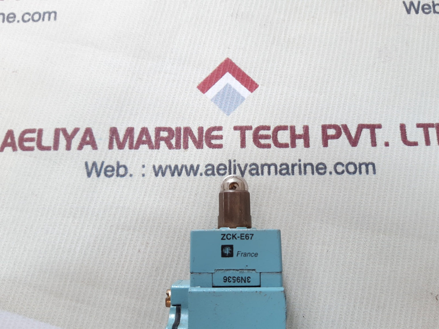 Telemecanique xck-j limit switch 240v 3a