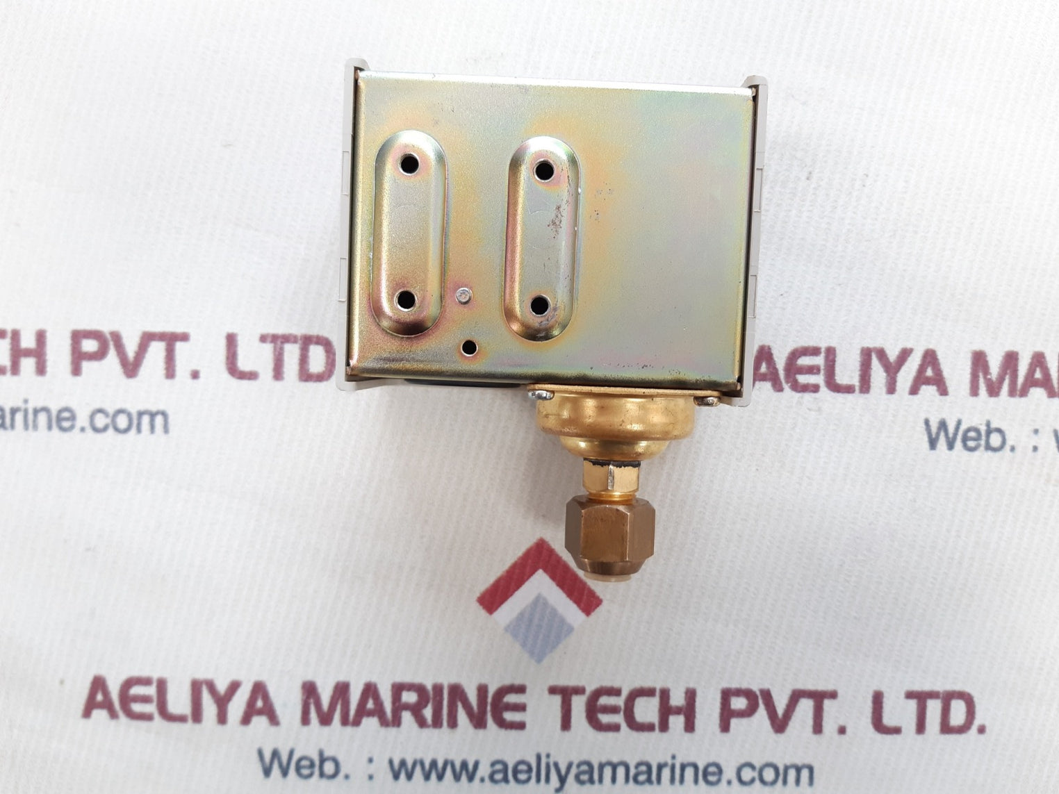 Saginomiya sns-c106 pressure switch range -0.06~0.6mpa