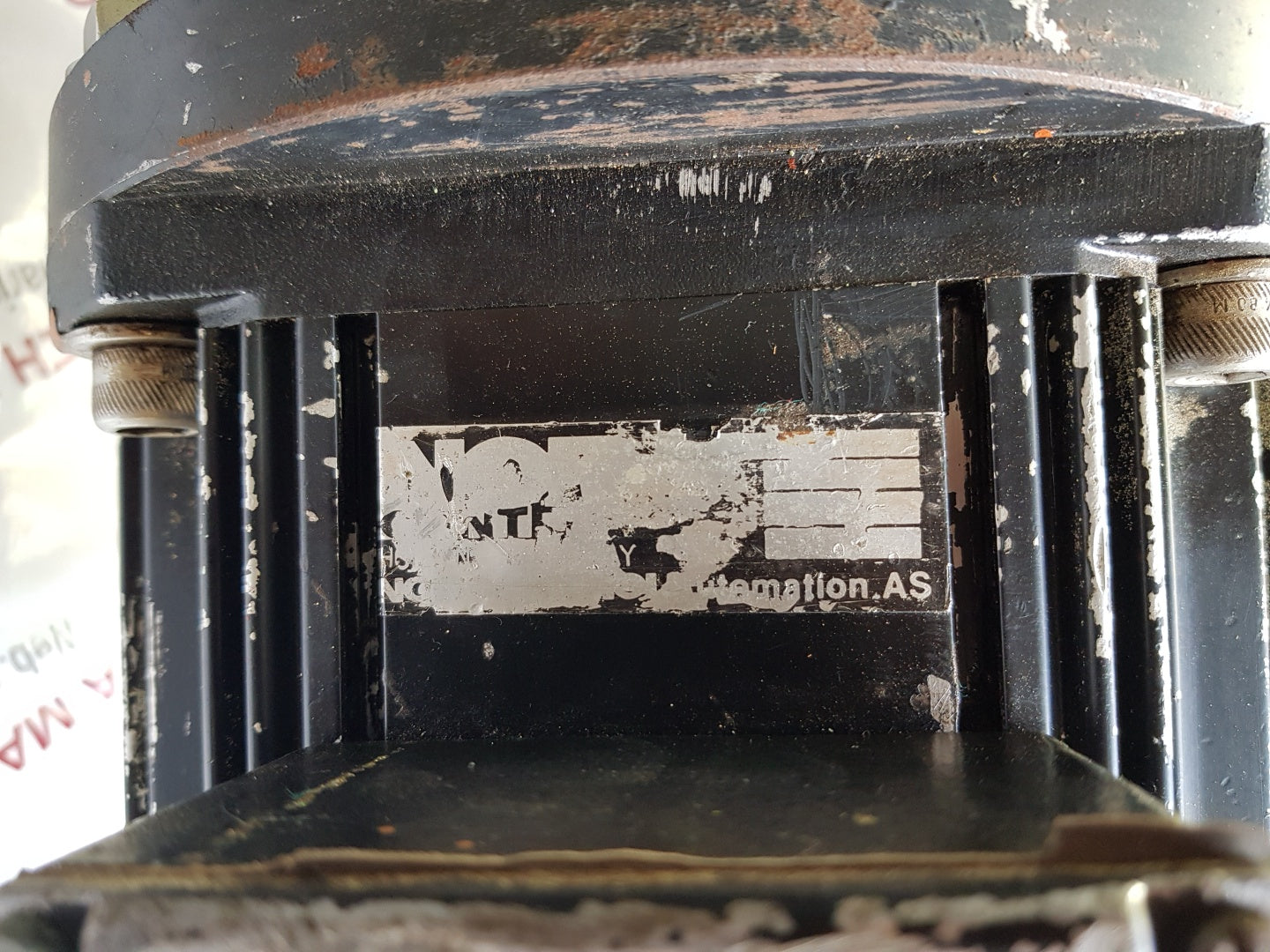 Parvex ls910ewr2402 brushless servo motor 1700 min-1