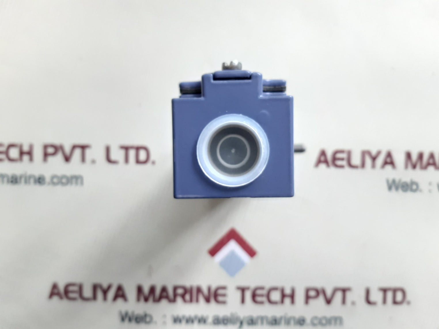 Schneider xck-j10511 limit switch