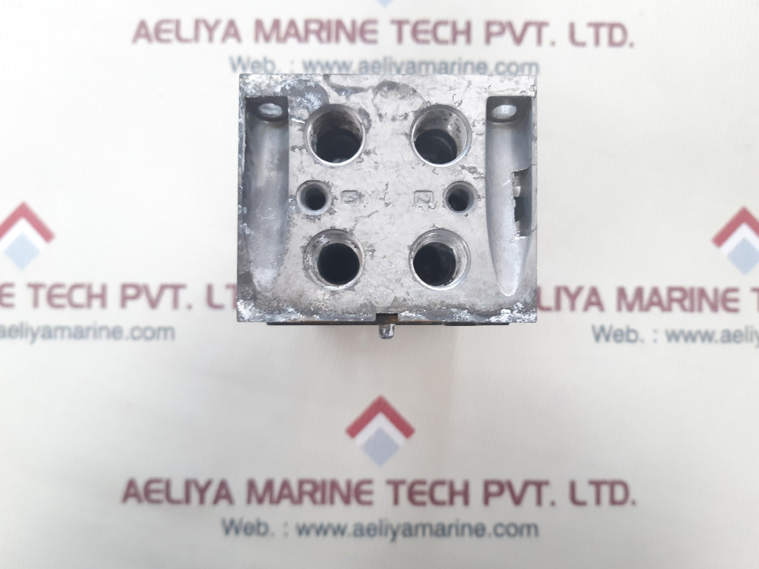 Festo vabv-s4-1s-g14-2t2 manifold sub-base