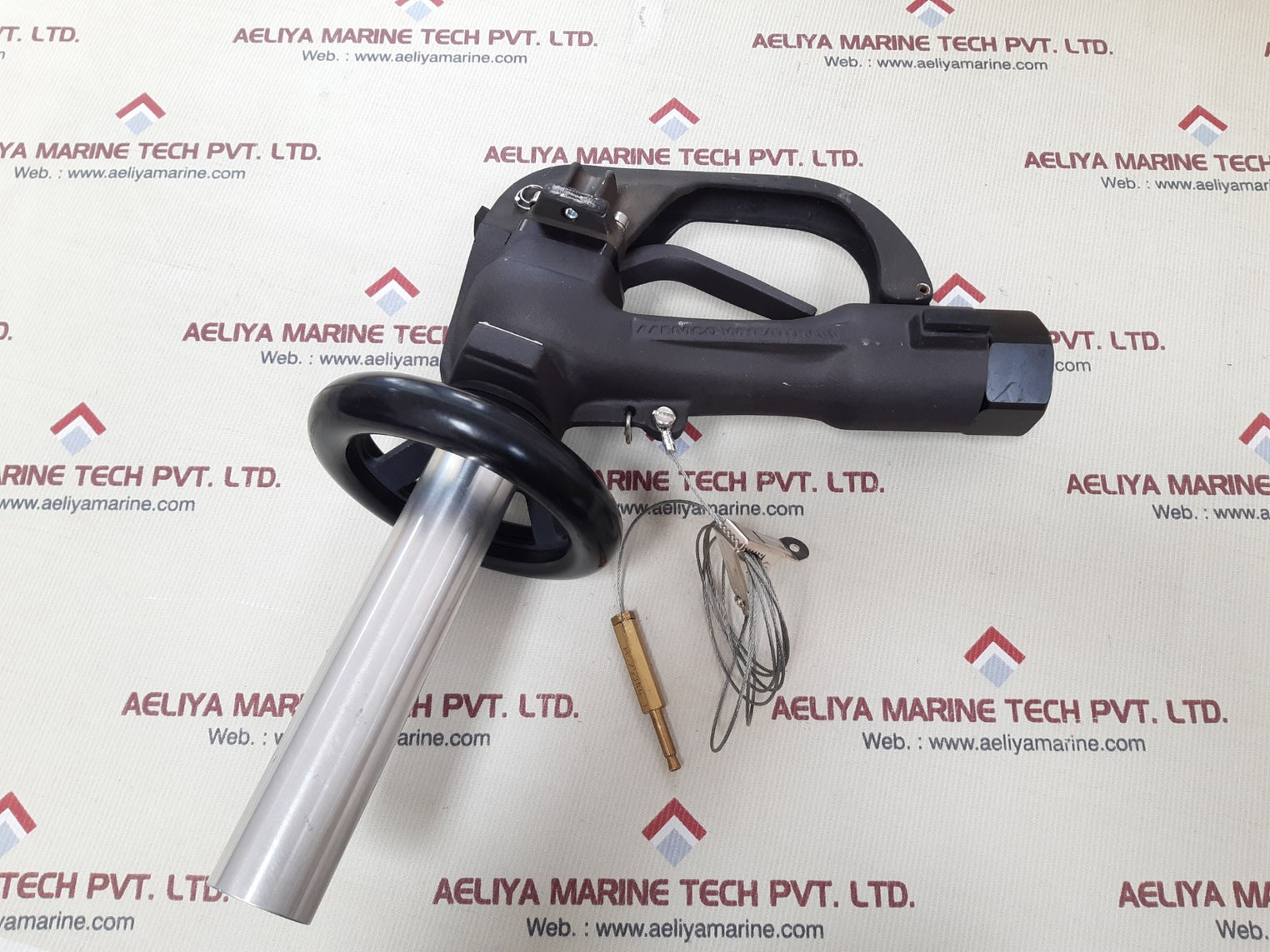 Emco wheaton g180-grtb commercial aircraft refueling nozzle