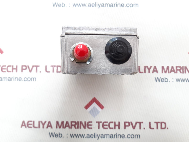Johnson controls p77aaa-9301 pressure switch