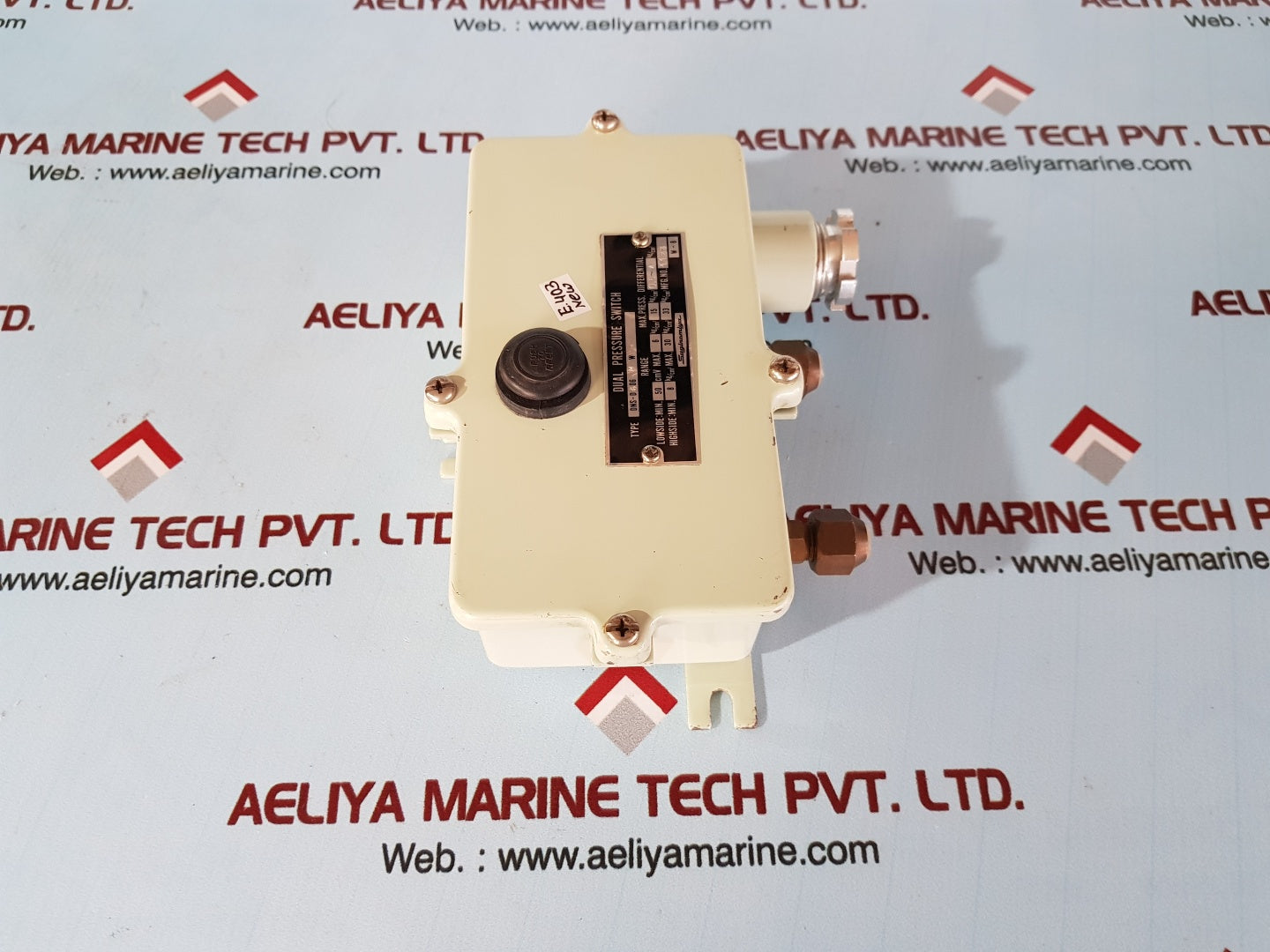 Saginomiya dns-d 606/m w dual pressure switch