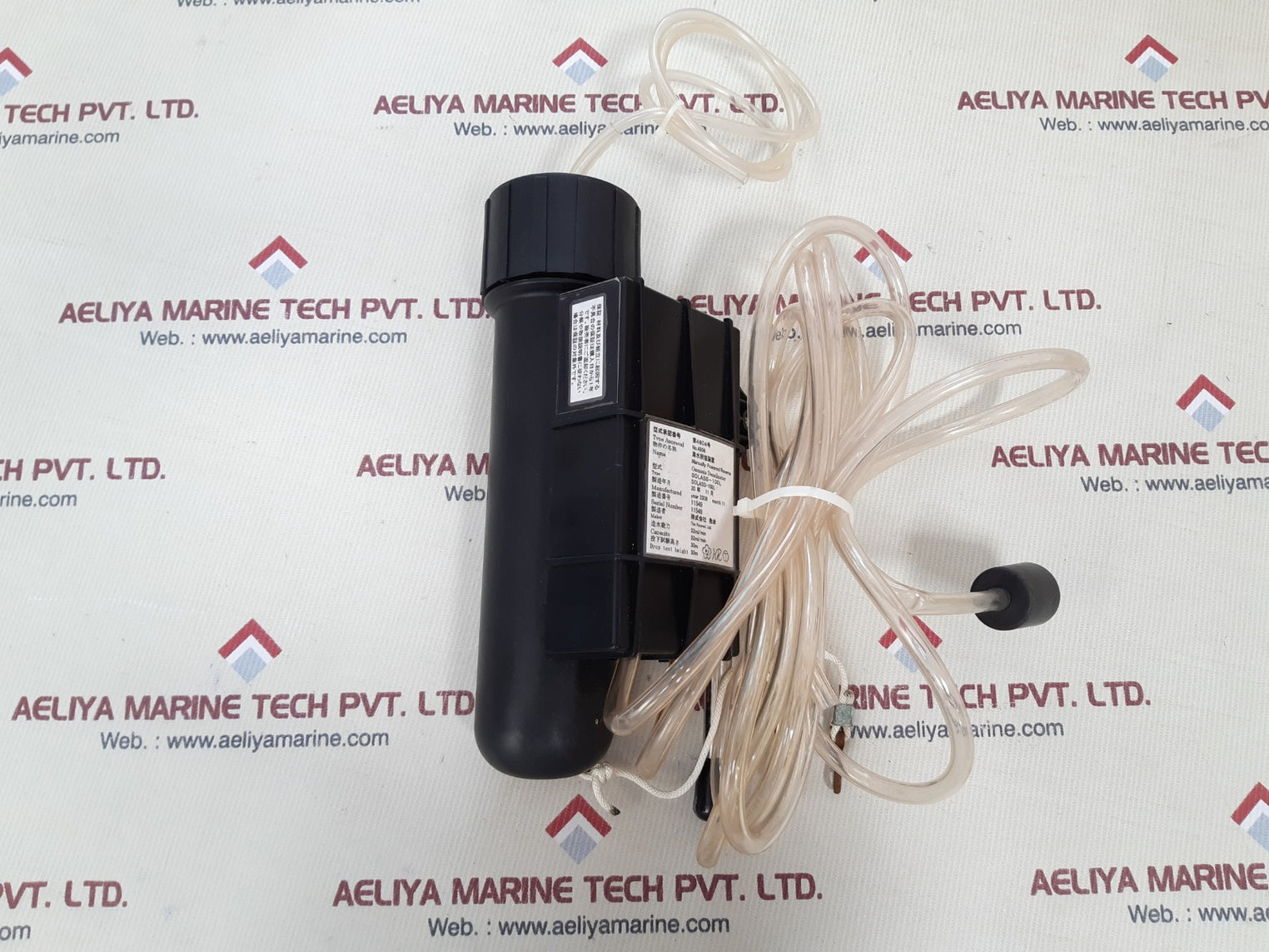 Solass-100l manually powered reverse osmosis desalinator