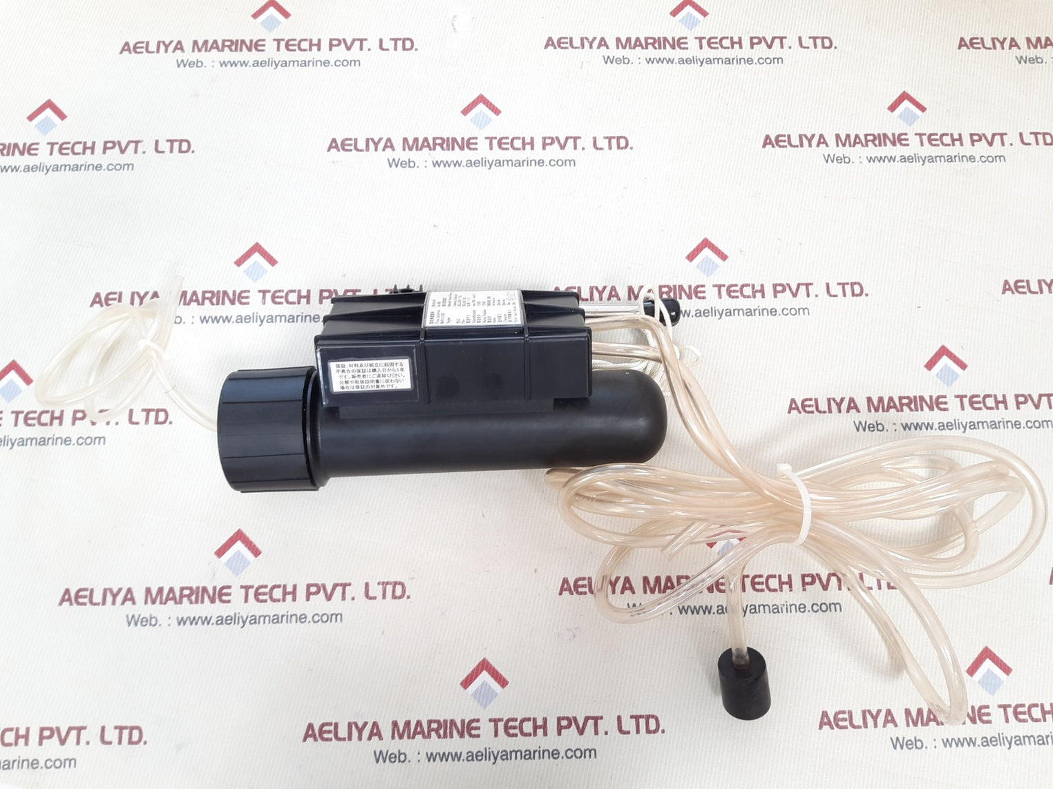 Solass-100l manually powered reverse osmosis desalinator