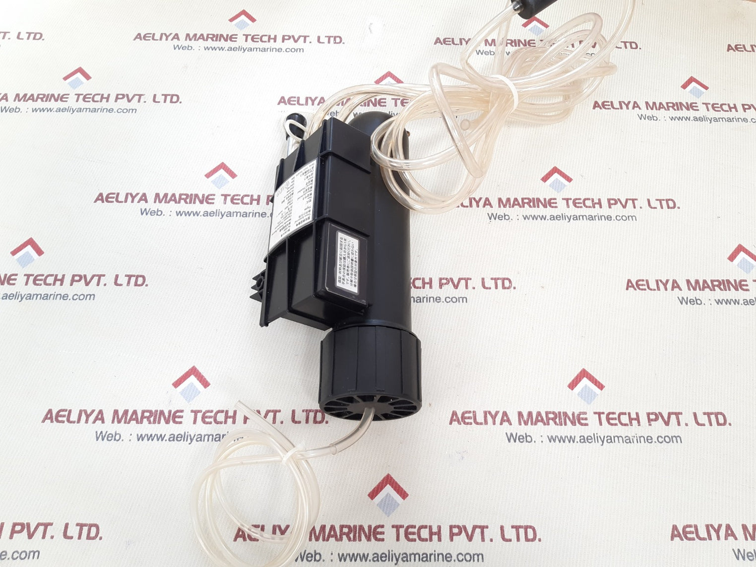 Solass-100l manually powered reverse osmosis desalinator