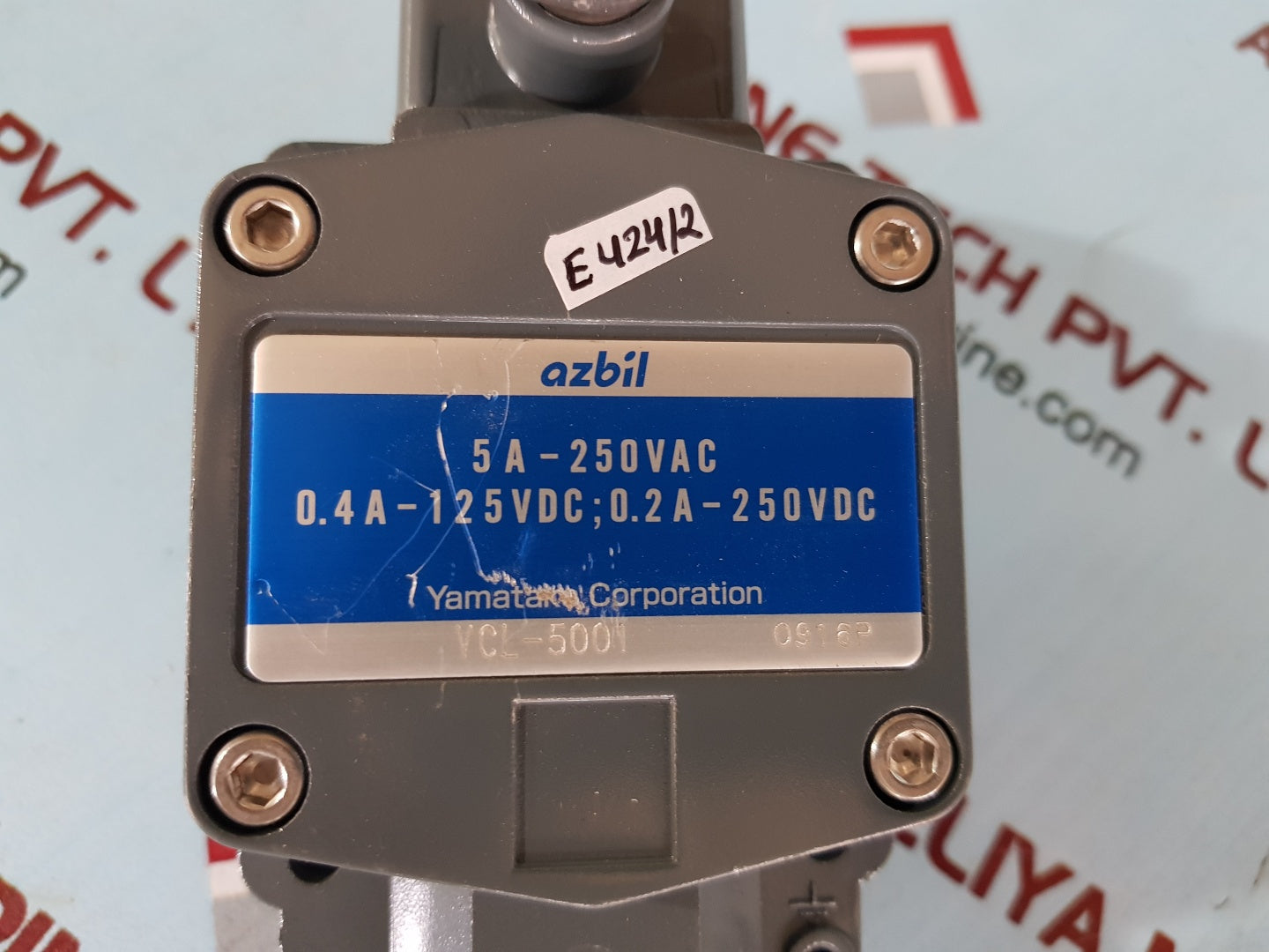 Yamatake-honeywell vcl-5001-a micro limit switch