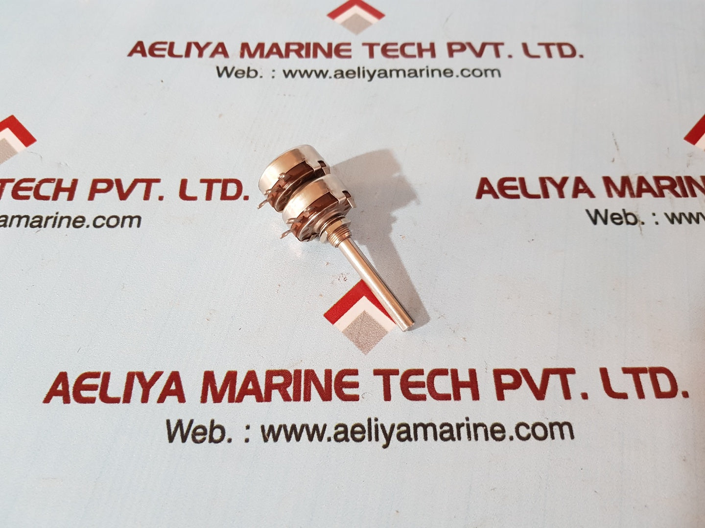 Clarostat jd1n200p102ua potentiometer type j