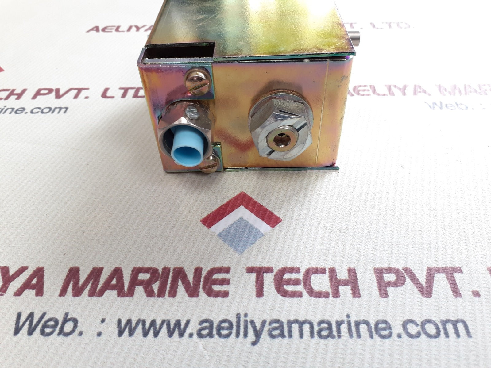 Uekozl 1 interlock coil for earth sw