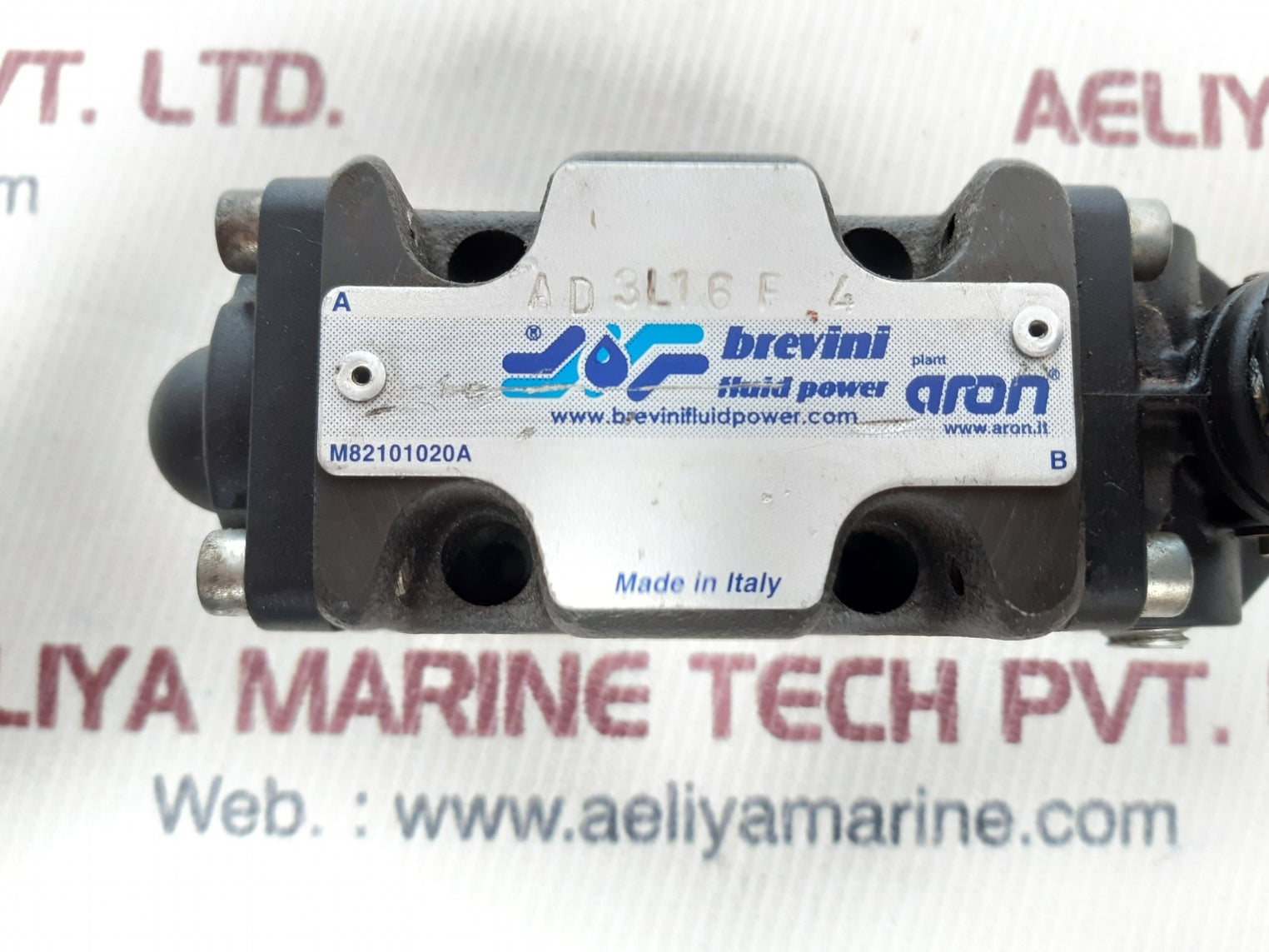 Brevini ad3l16f4 directional valve m82101020a